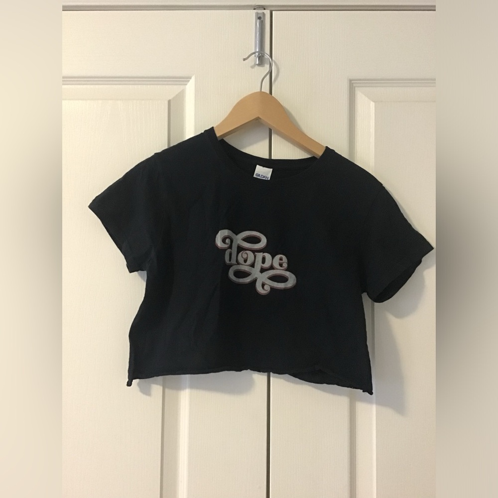 Gildan USA “Dope” Cropped T-shirt Black, M